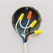 لوله و اتصالات زیر کار